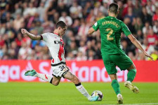 Soi kèo Almeria vs Rayo Vallecano, nhận định 0h30 ngày 12/8